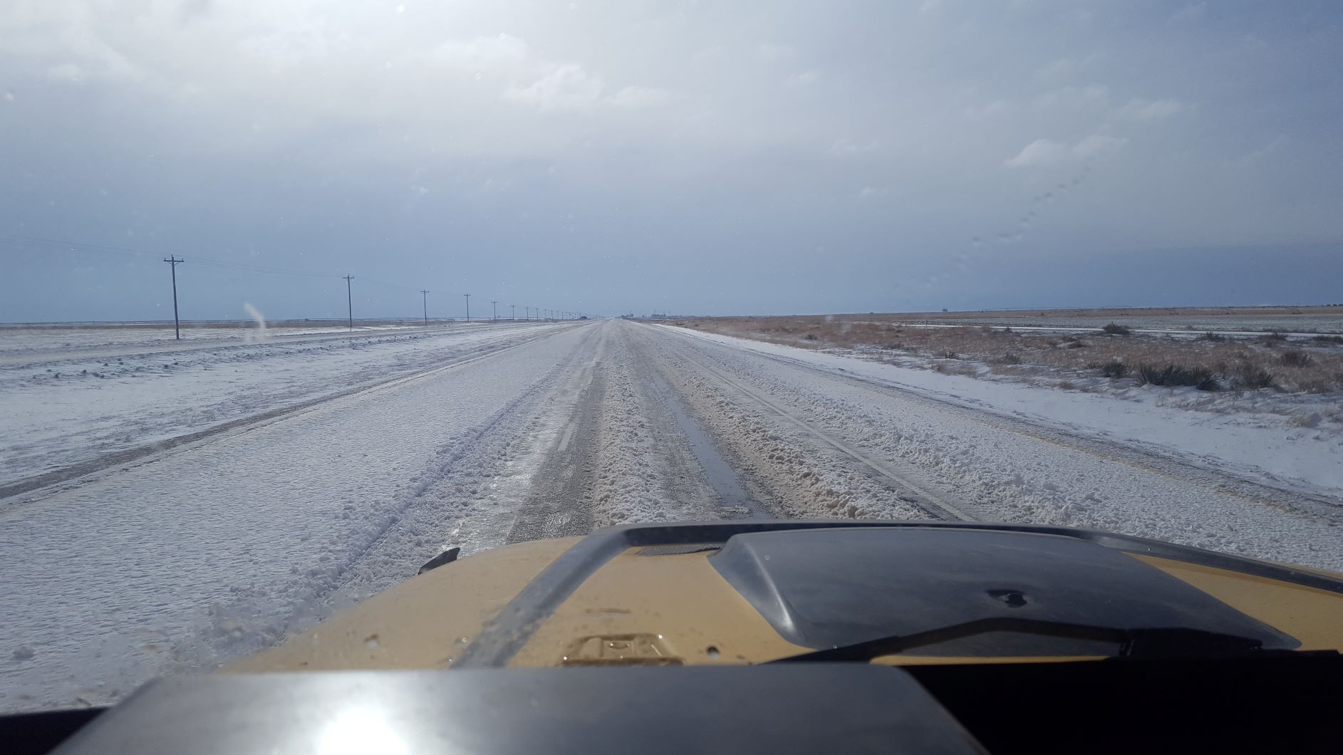 20210317_C_Snow road trucker.jpg