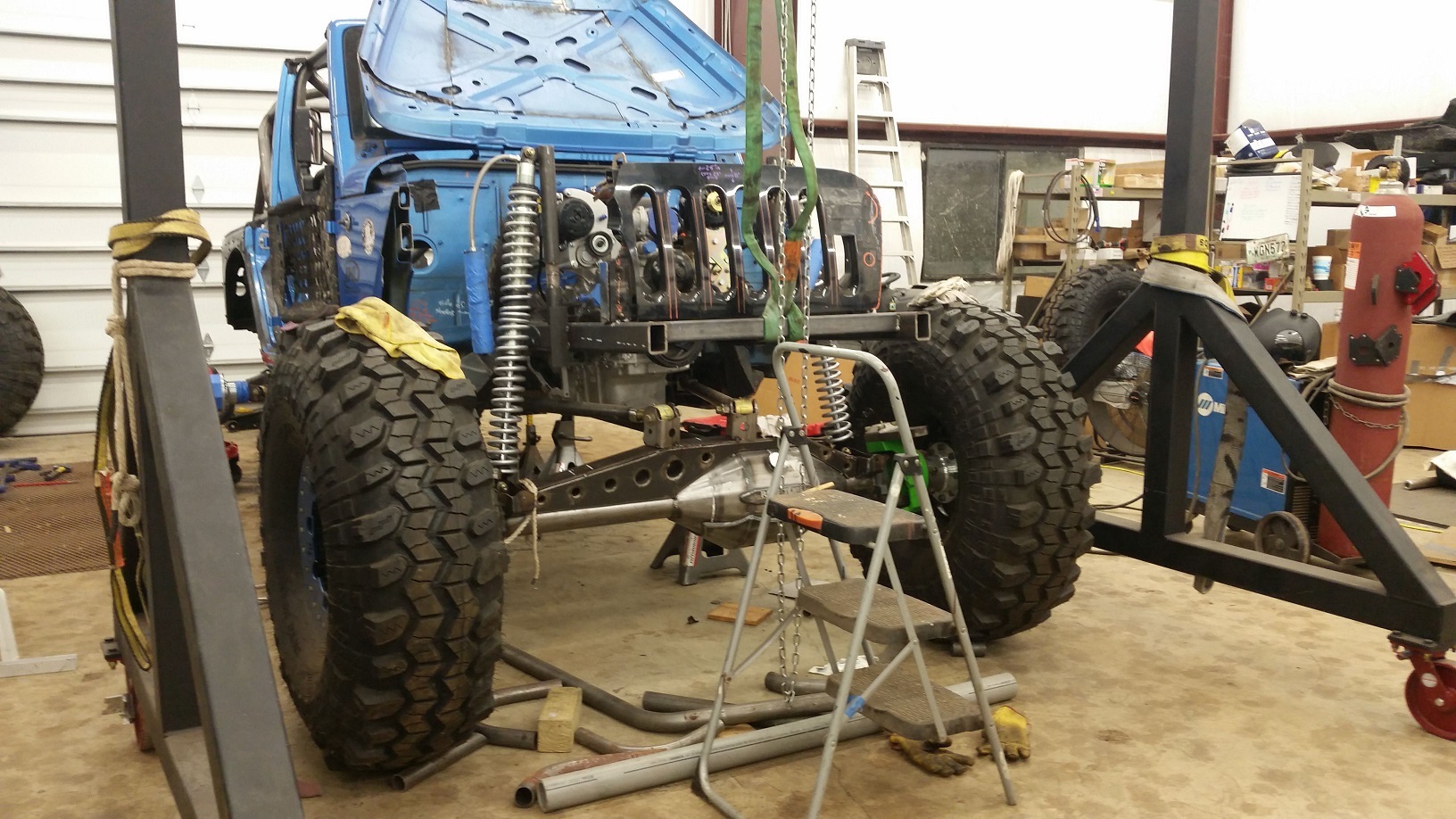334136-blue-jeep-build-jeep-c oilovers.jpg