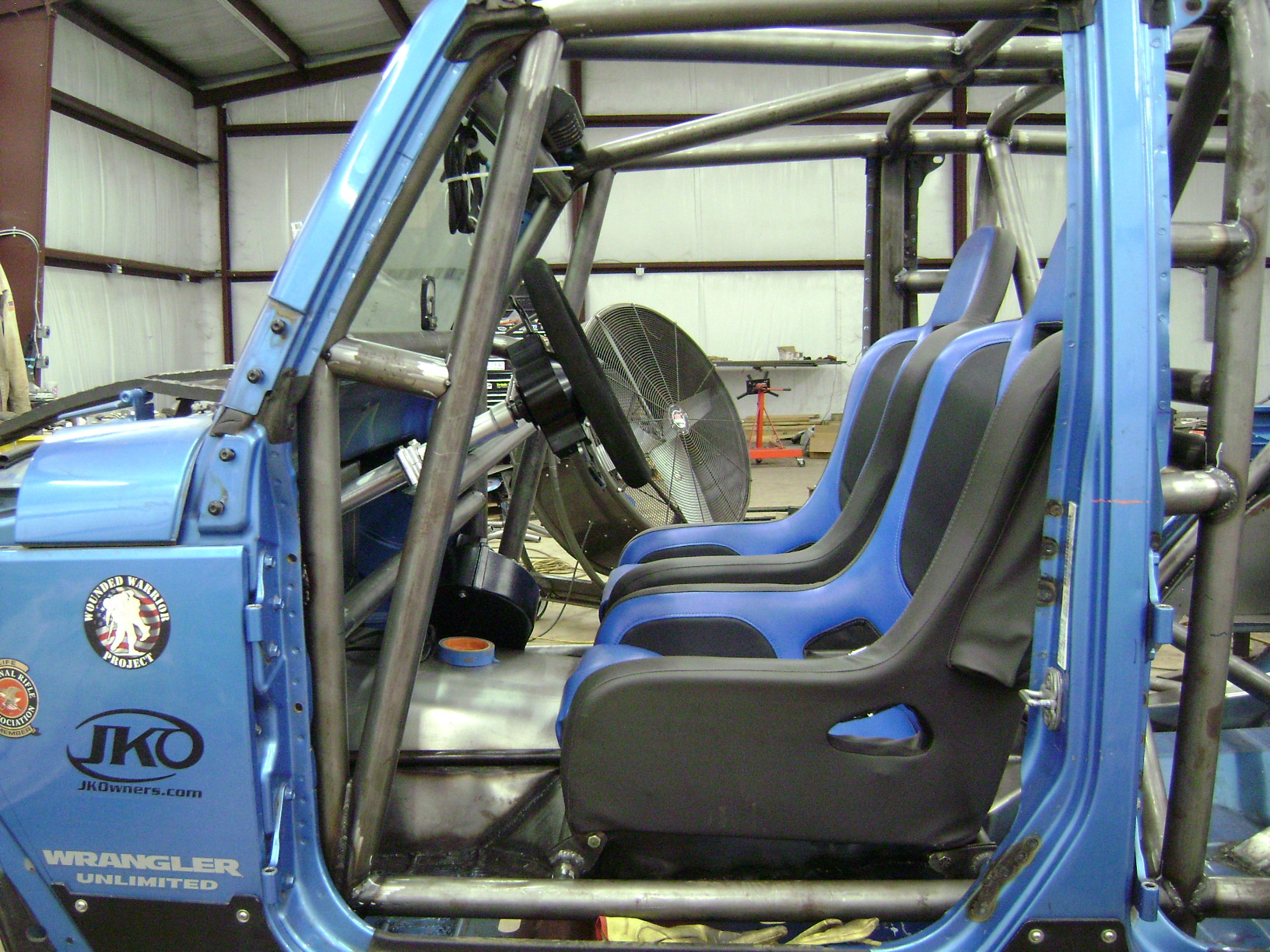 335956-blue-jeep-build-dsc00488.jpg