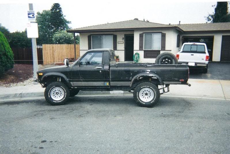 blacktruck.jpg